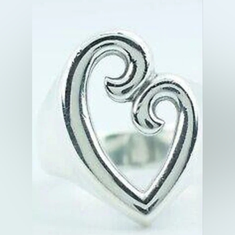 James Avery Sterling Silver Heart Shaped Ring 